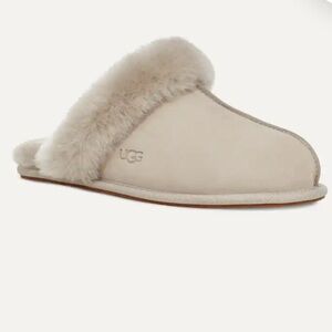 UGG Scuffette II Slippers